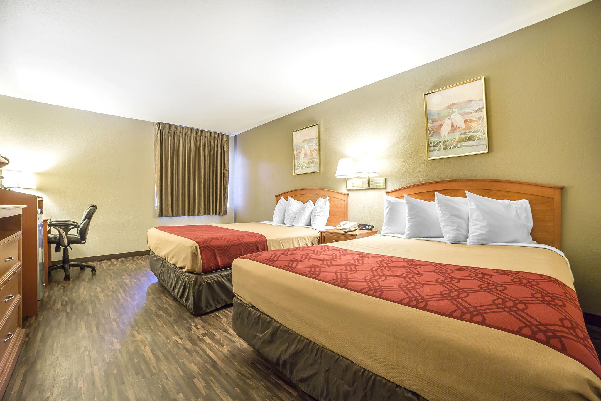 Econo Lodge Inn & Suites Sandy Ngoại thất bức ảnh