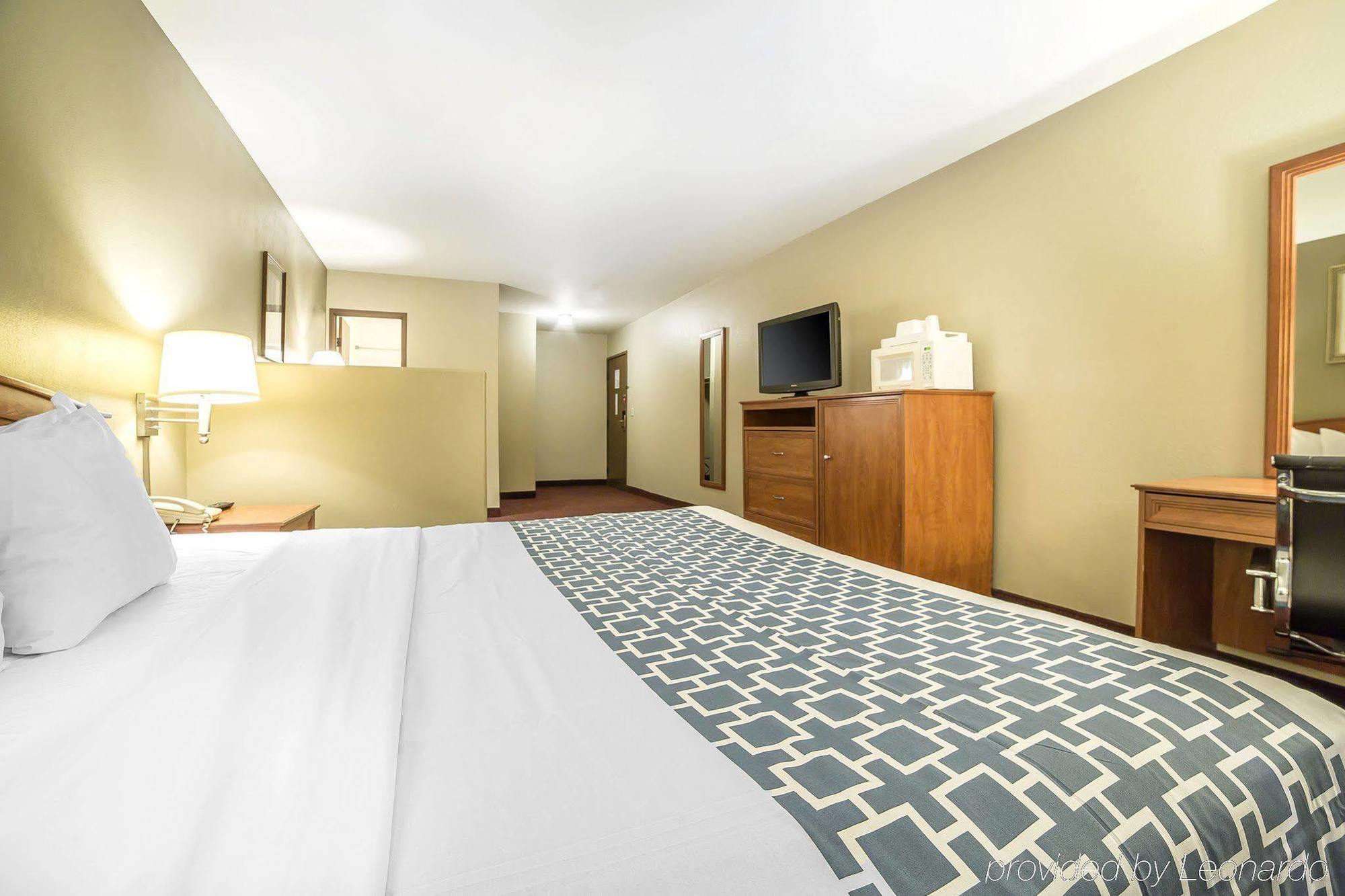 Econo Lodge Inn & Suites Sandy Ngoại thất bức ảnh
