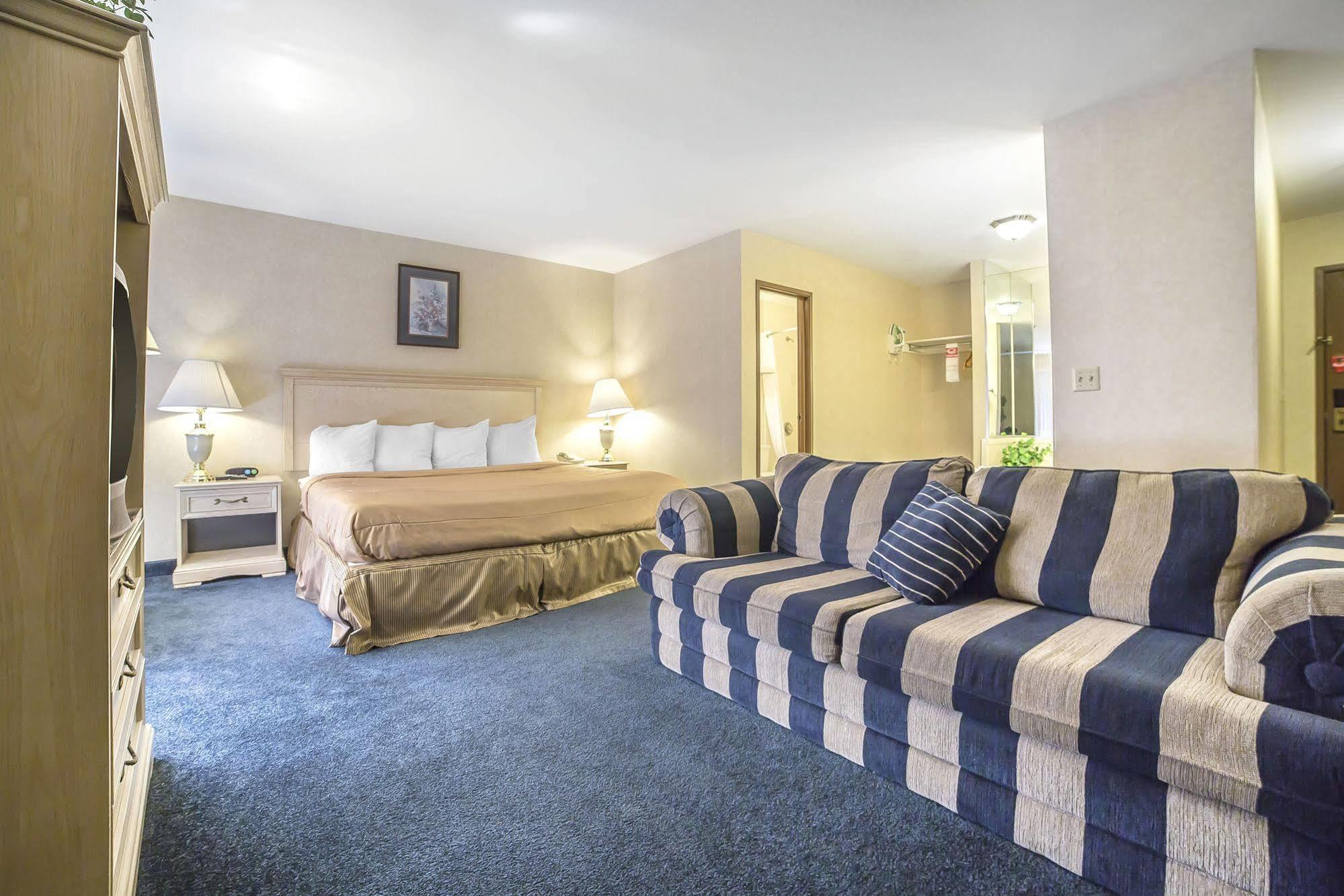 Econo Lodge Inn & Suites Sandy Ngoại thất bức ảnh
